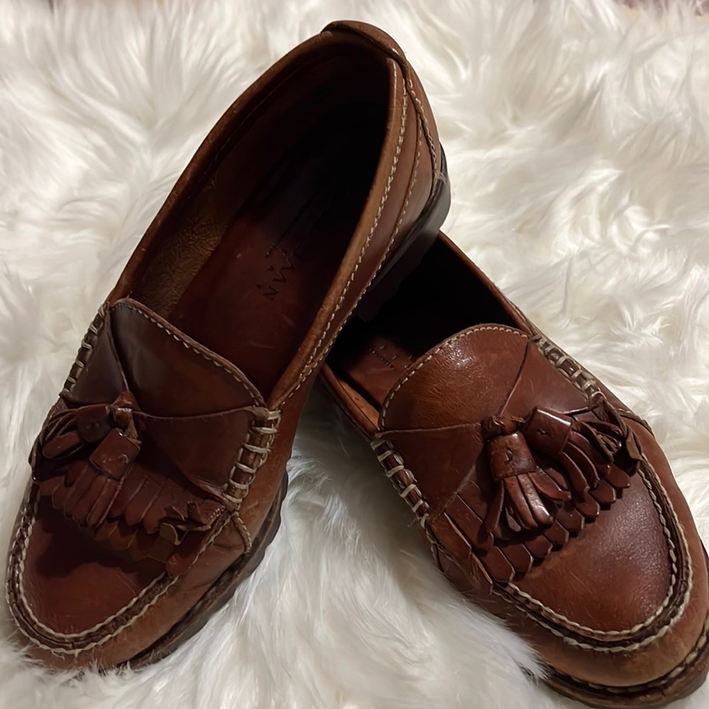 Rare Brown leather Cole Haan Classic Tassel loafers sz 5.5 w/cushioned insoles